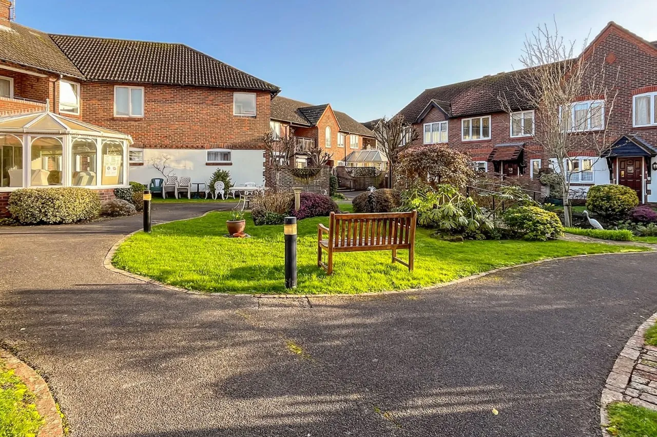 Rustington, Littlehampton, BN16, photo 14