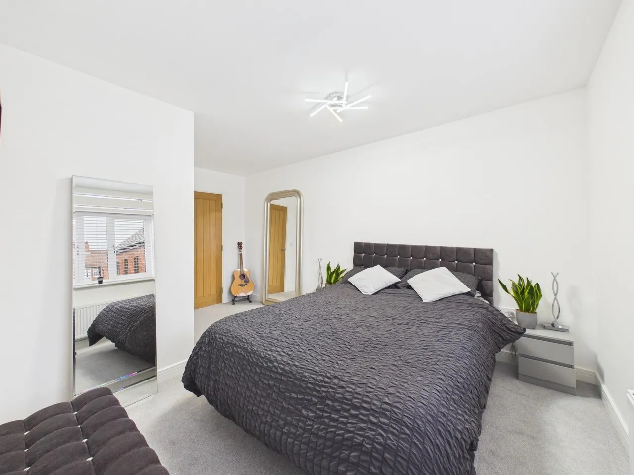 Willowbank Close, Hinckley, LE10, photo 11