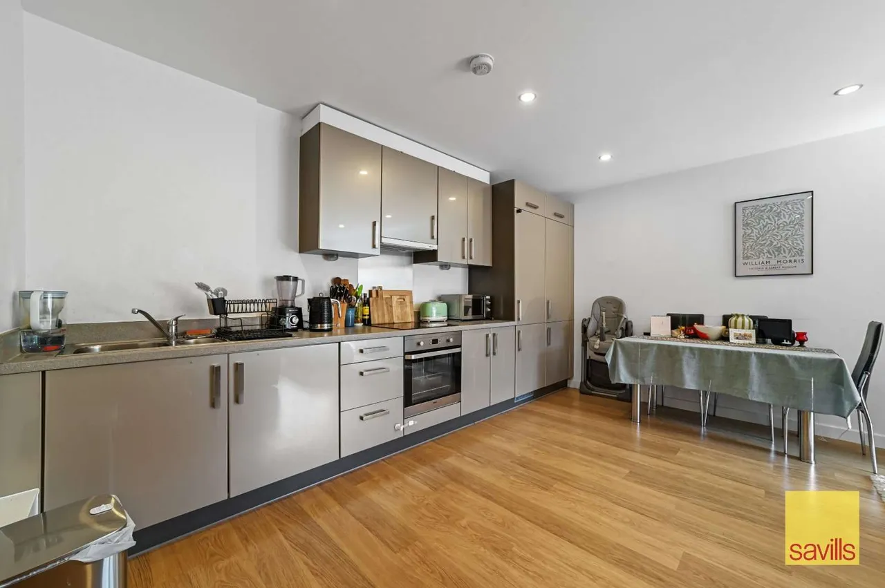 Coral Apartments, 6 Salton Square, Limehouse, London, E14 7GL, photo 8