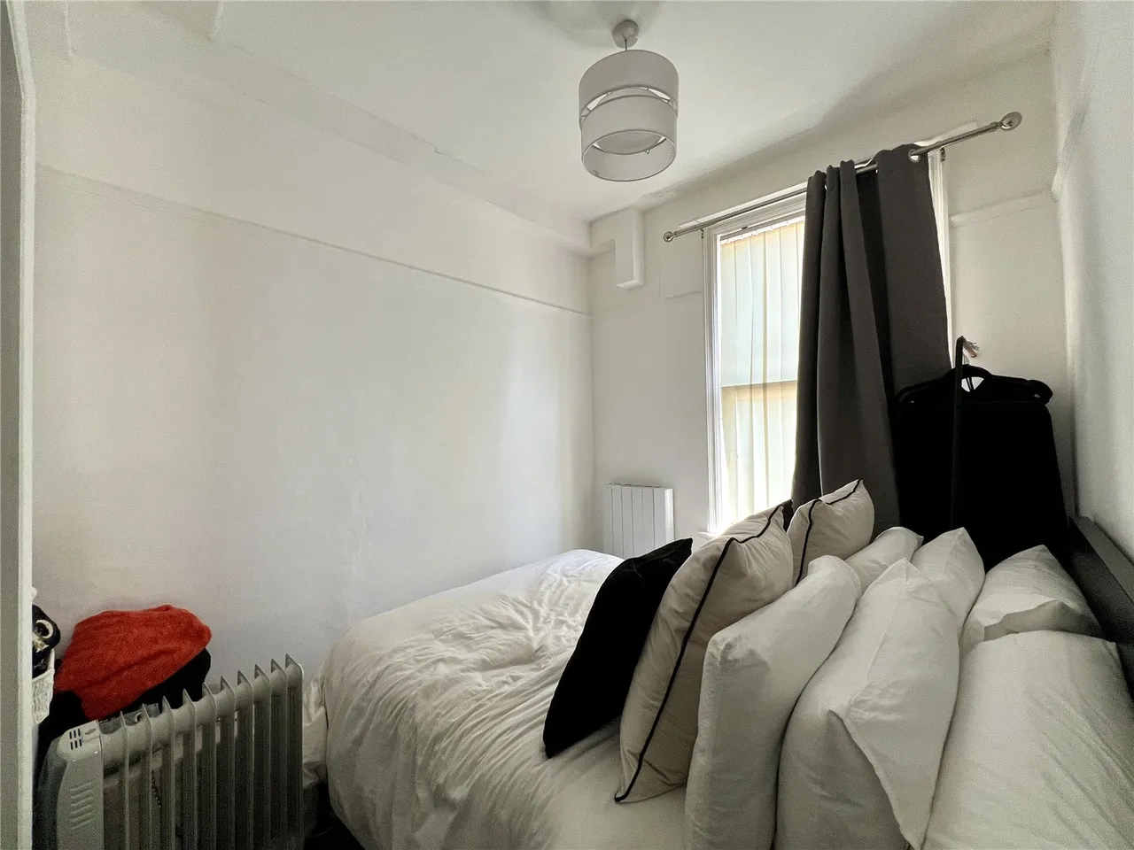 Clandon Road, Guildford, GU1, photo 4