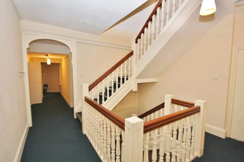 Clandon Road, Guildford, GU1, photo 8