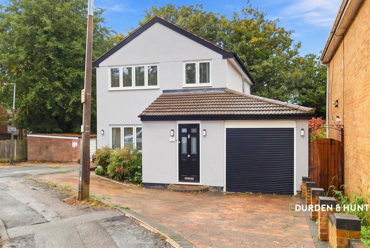3 bed house for sale, Brendans Close, Hornchurch, RM11