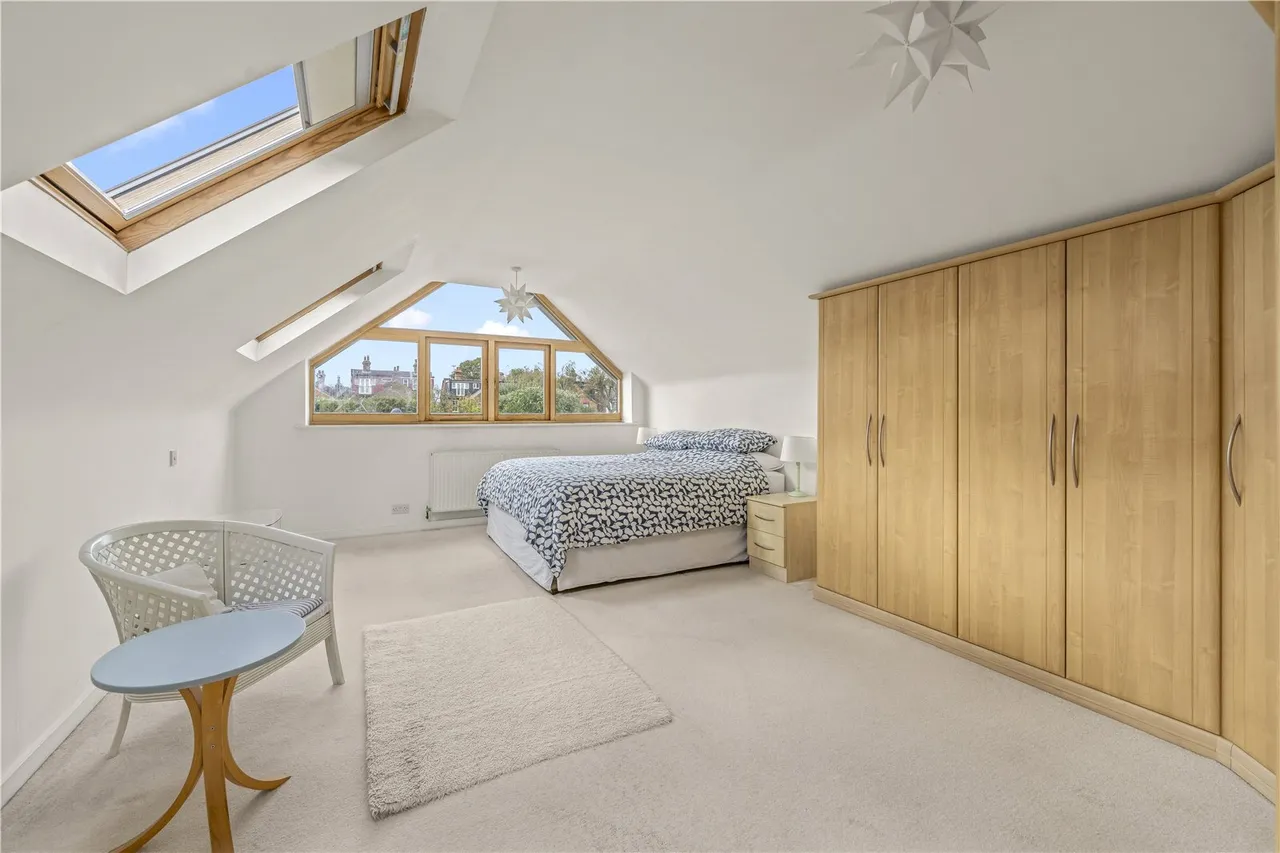 Wensleydale Road, Hampton, TW12, photo 16