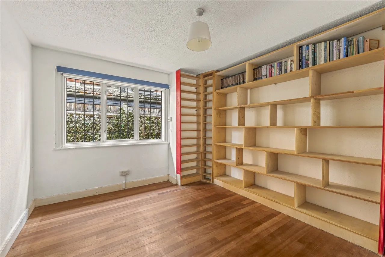 Wensleydale Road, Hampton, TW12, photo 13