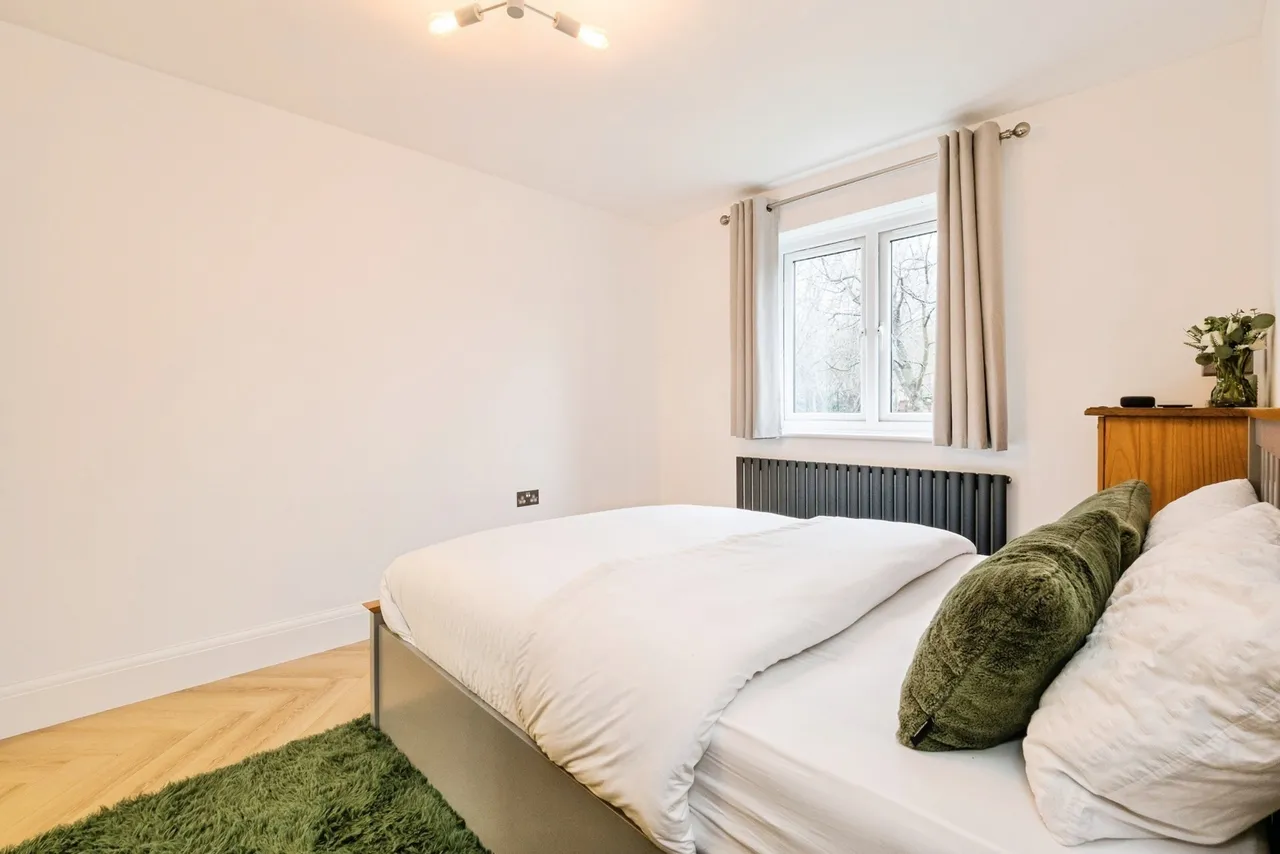 Dells Close, Chingford, London, E4, photo 12