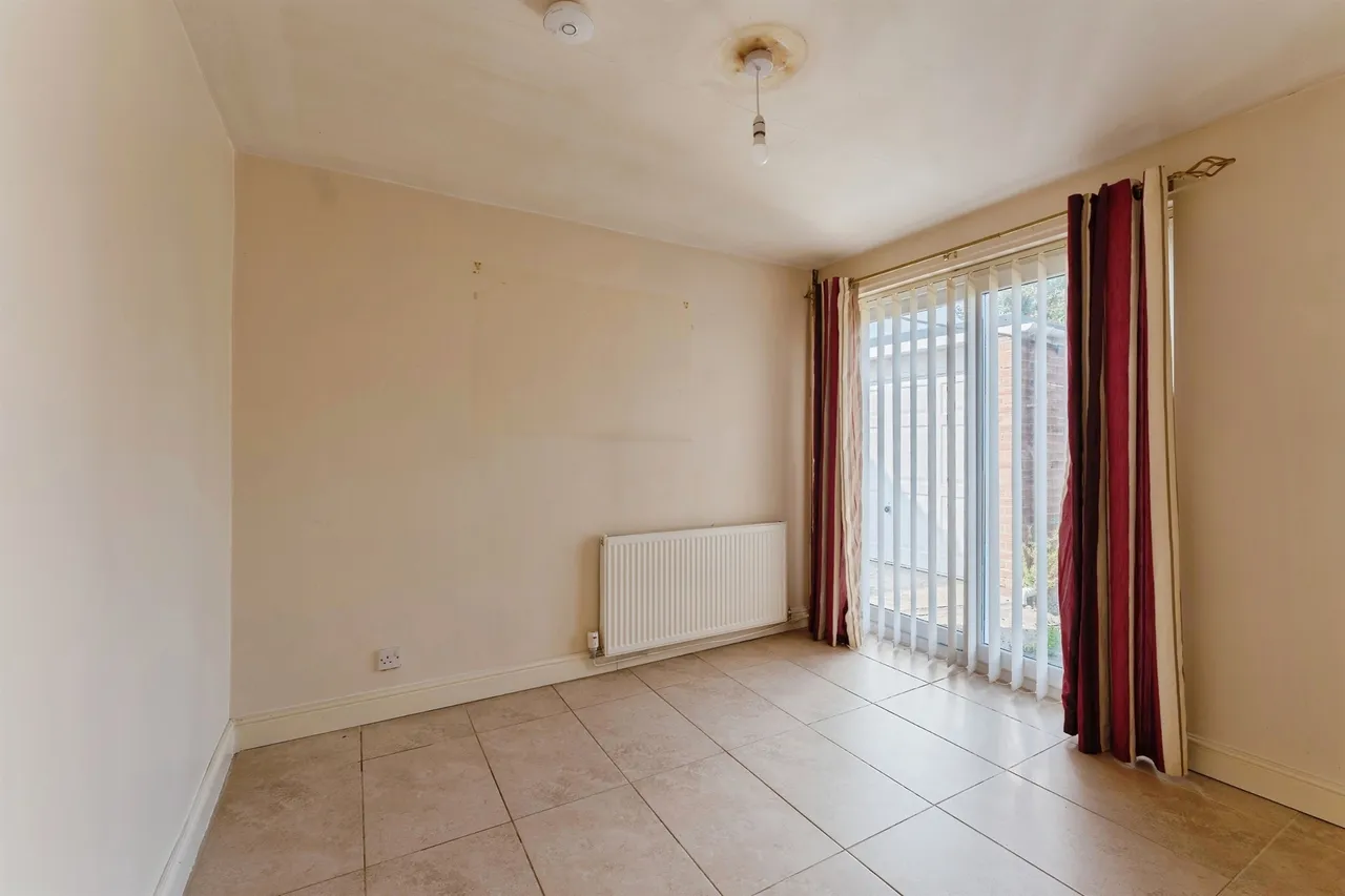 Summertrees Road, Great Sutton, Ellesmere Port, photo 6