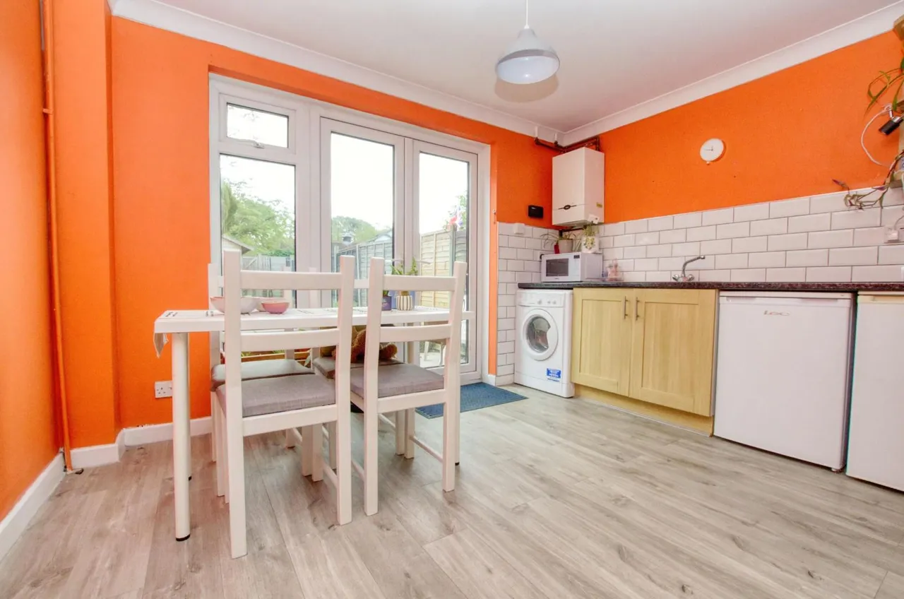 Lynn Close, West End, Southampton, SO18 3LQ, photo 8