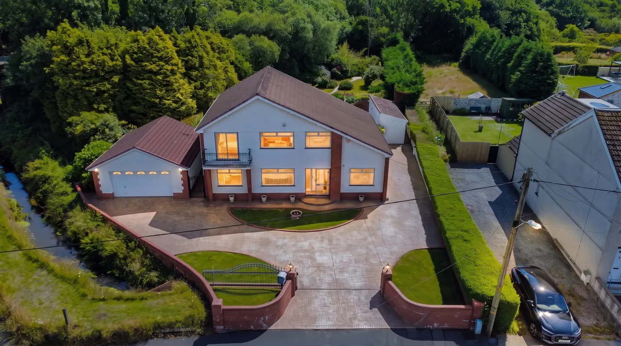 3 bed house for sale, Swansea Road, Pontlliw, SA4