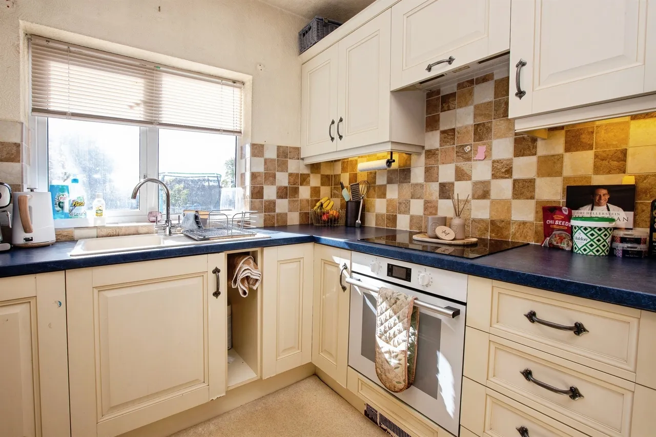 Grange Street, Alfreton, DE55, photo 3
