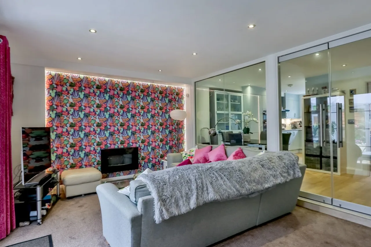 Park Close, Poole, BH15, photo 5