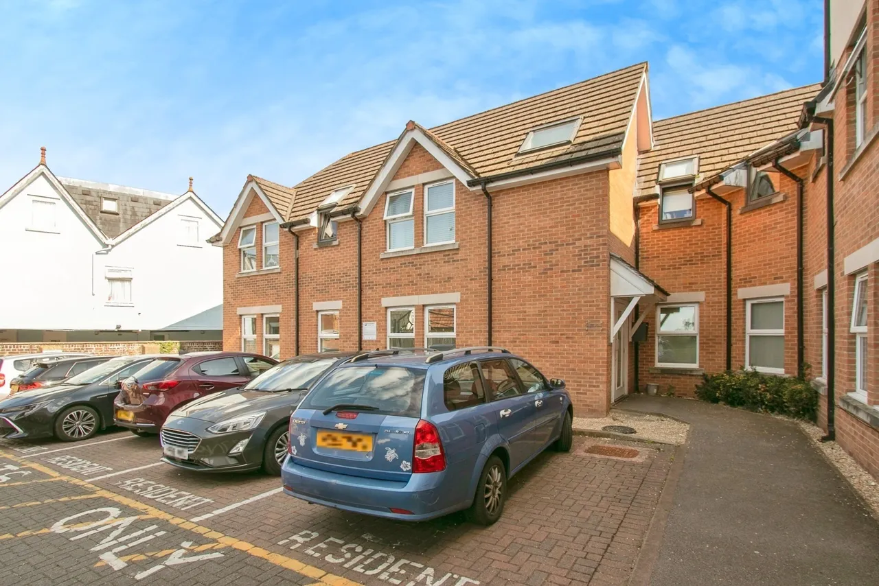 Tregonwell Close, Bournemouth, BH2, photo 17