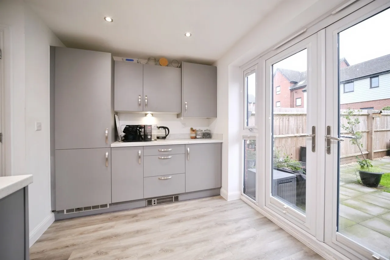 Daylily Close, Chepstow, NP16, photo 5