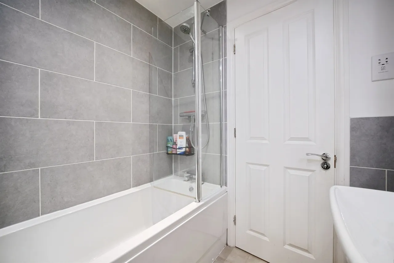 Daylily Close, Chepstow, NP16, photo 13