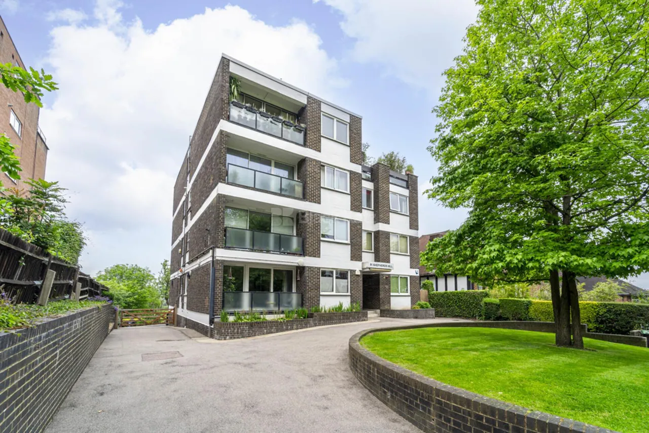 2 bed flat to rent, Shepherds Hill, N6