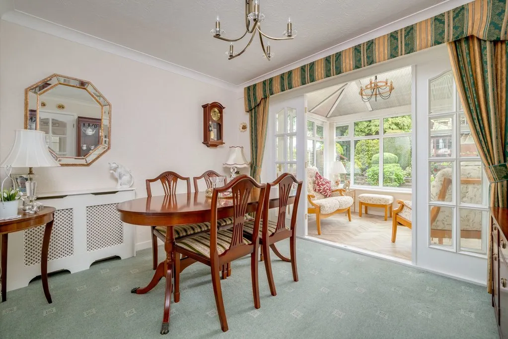 Emmet Close, Birkenshaw BD11 2LF, photo 9