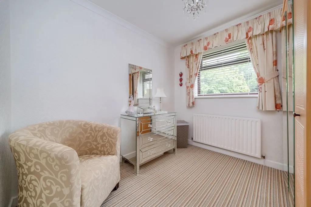 Emmet Close, Birkenshaw BD11 2LF, photo 21
