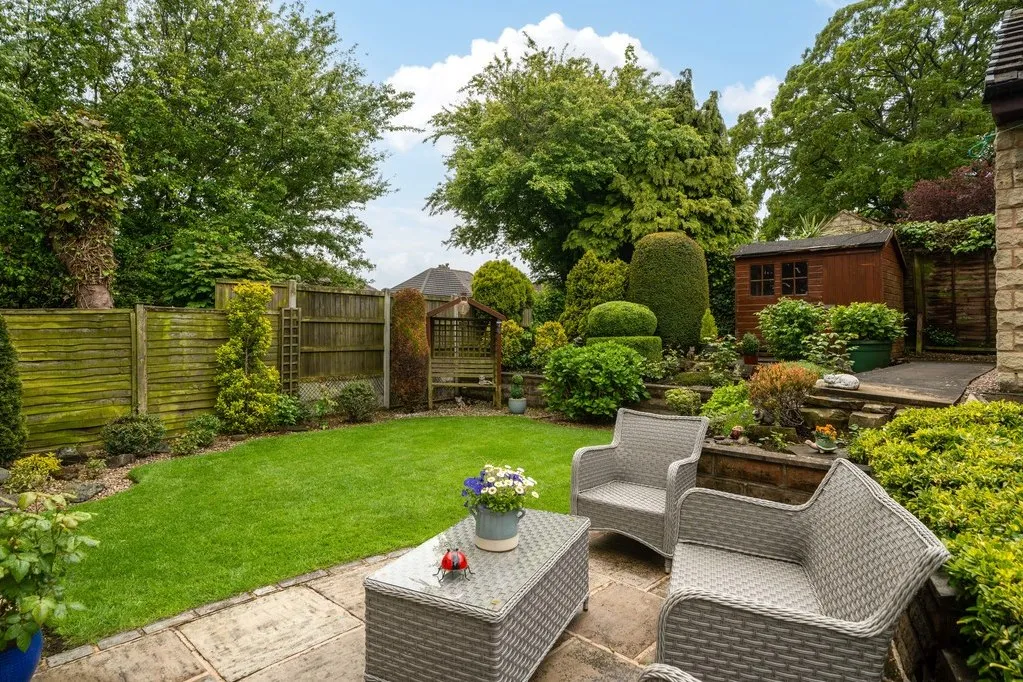Emmet Close, Birkenshaw BD11 2LF, photo 3
