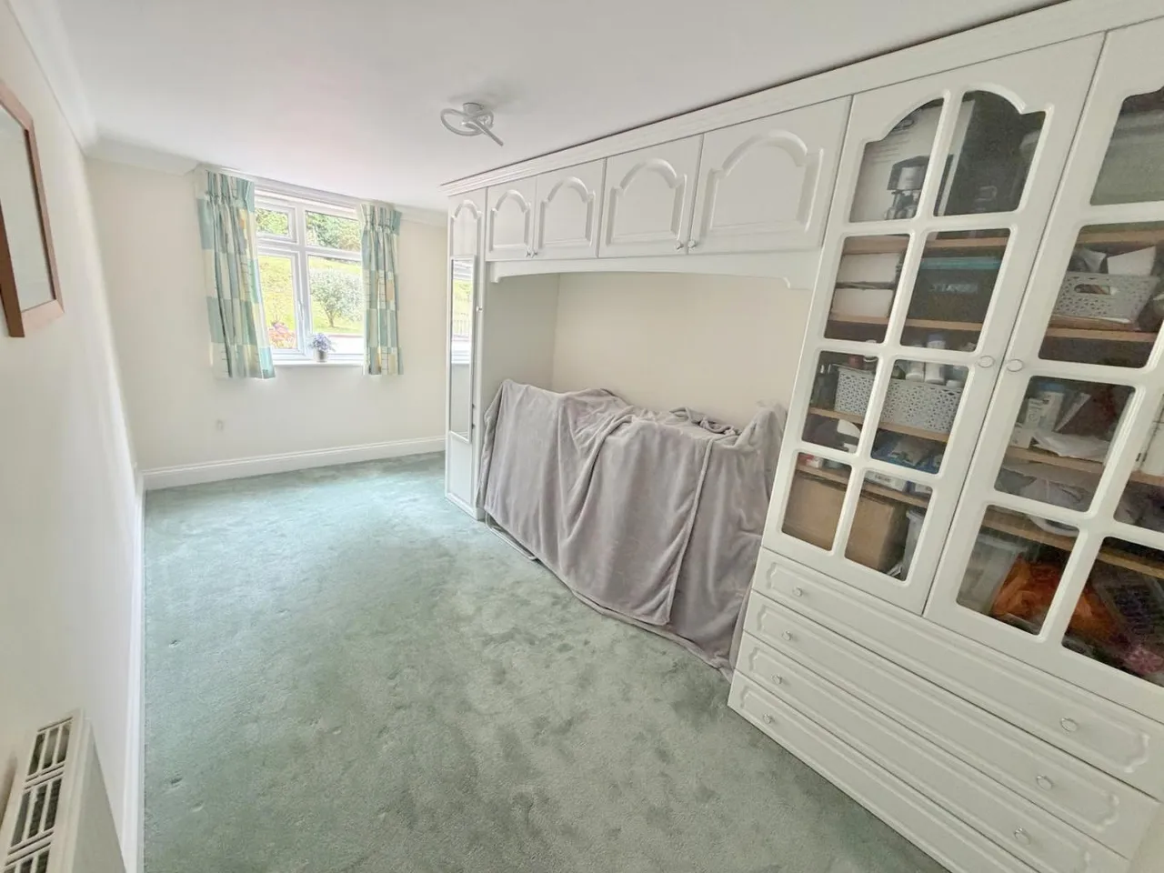 Branksome Chase, BH14, photo 15