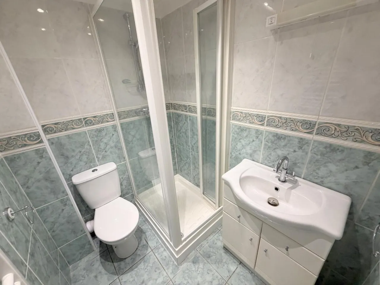Branksome Chase, BH14, photo 14