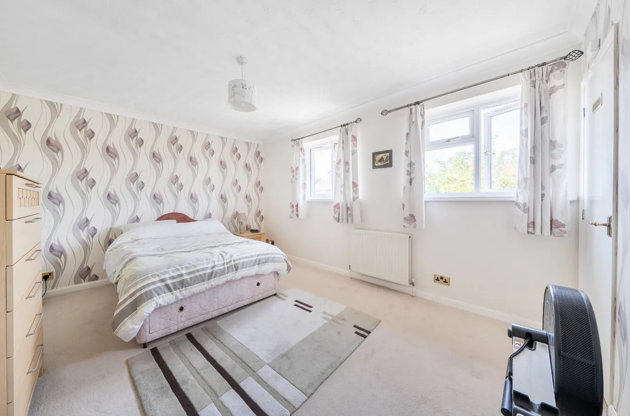 Salmons Road, Odiham, RG29, photo 7