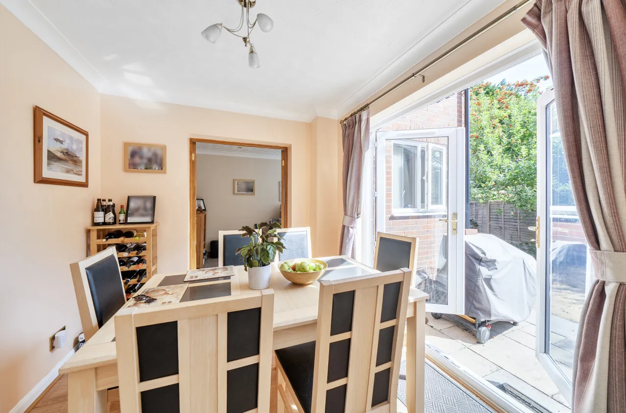 Salmons Road, Odiham, RG29, photo 19