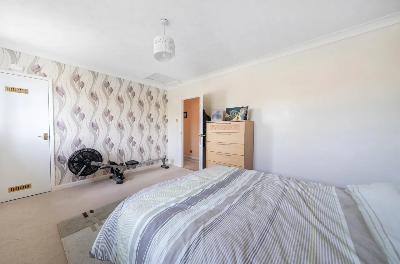Salmons Road, Odiham, RG29, photo 8