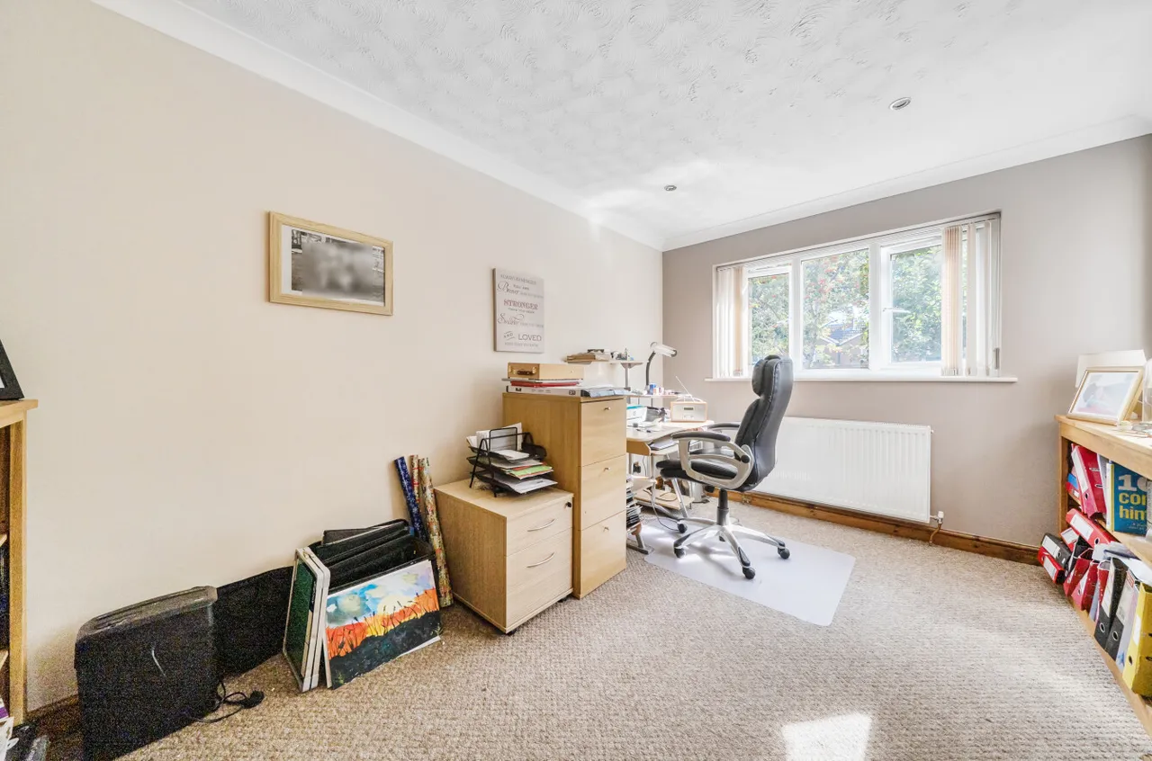 Salmons Road, Odiham, RG29, photo 18