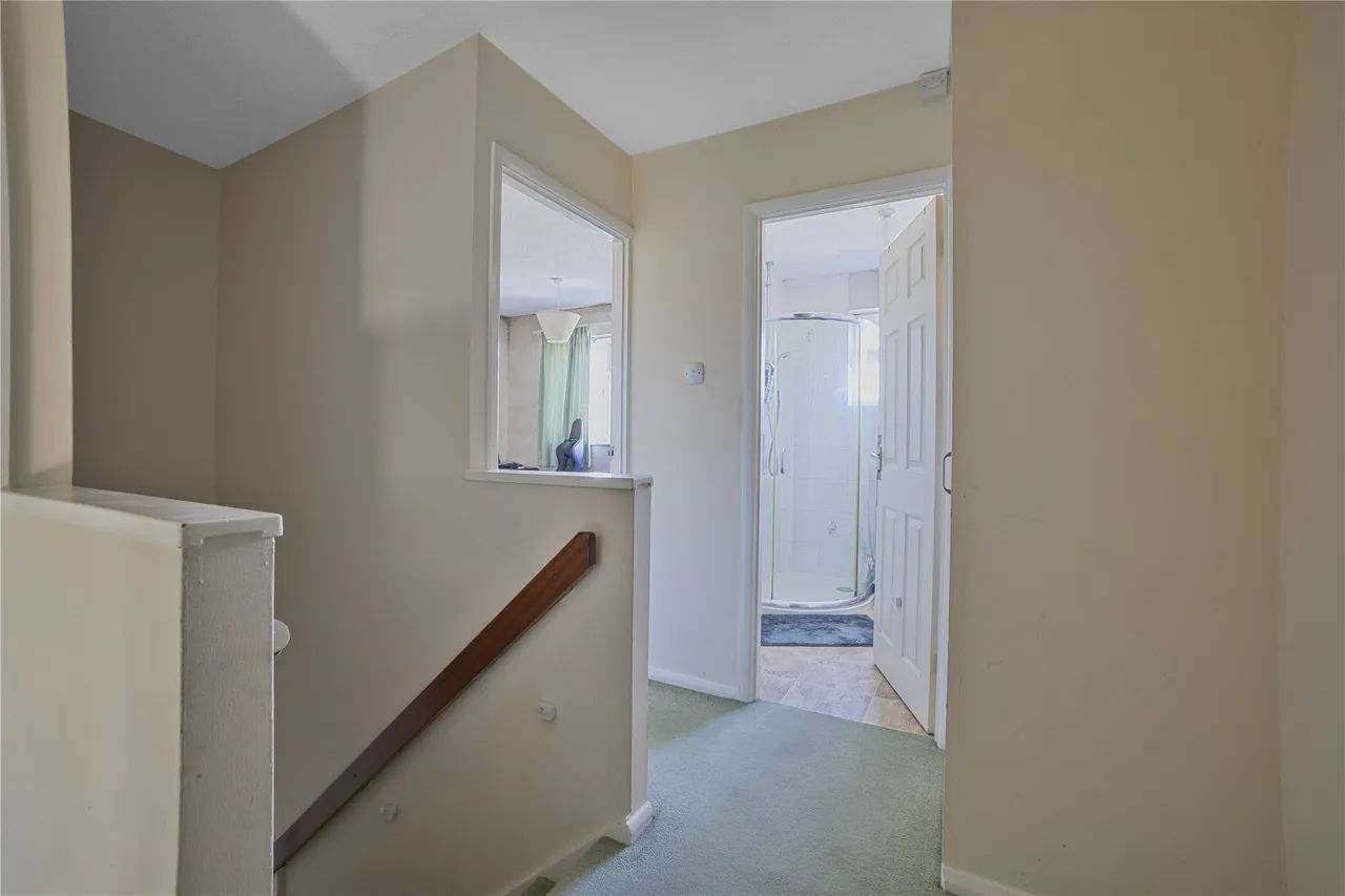 Powderham Court, Knaphill, GU21, photo 10