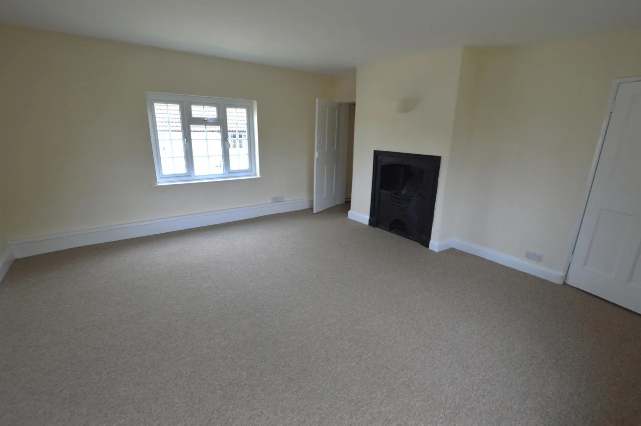 Woolsthorpe Lane, Muston, NG13, photo 10