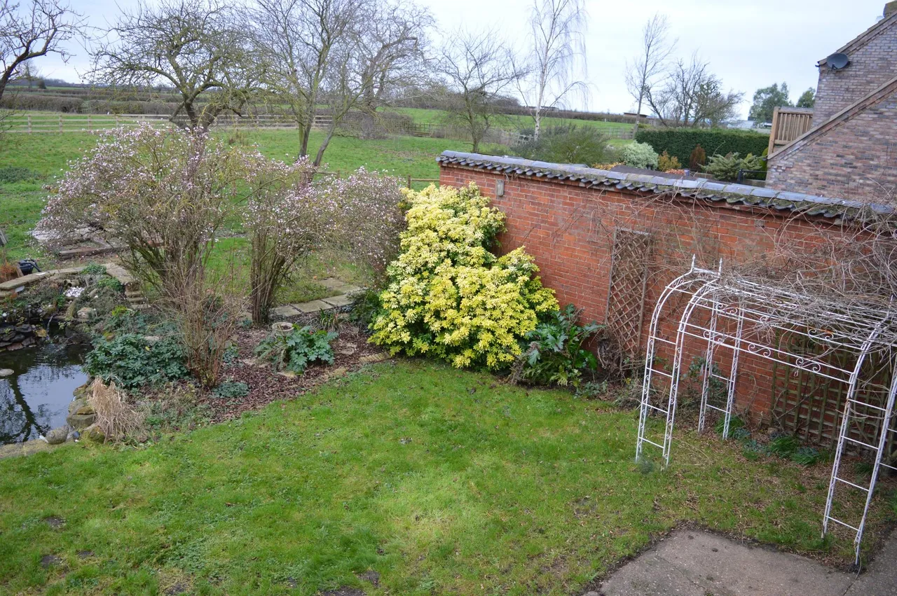 Woolsthorpe Lane, Muston, NG13, photo 20