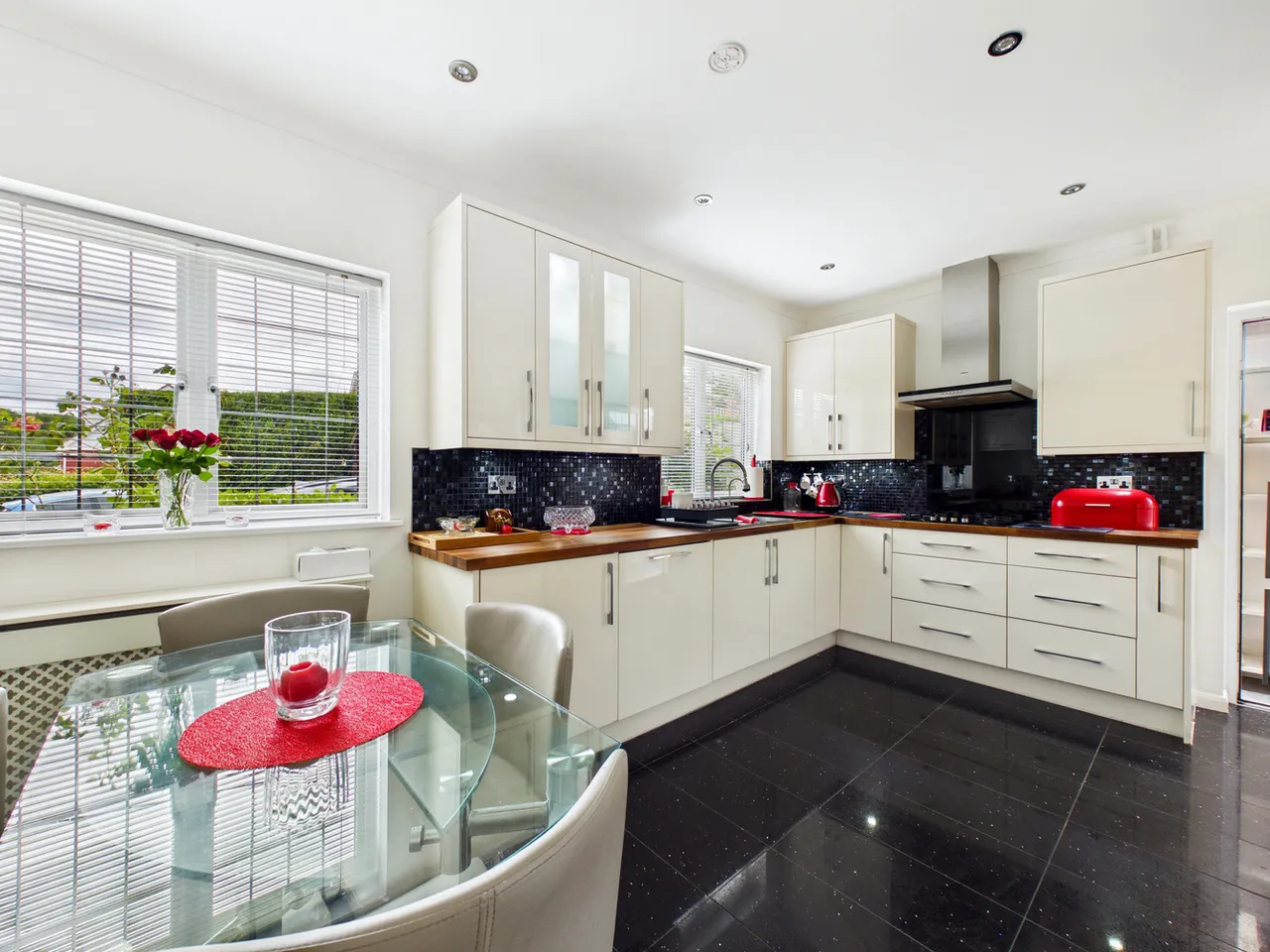 New Road, Marlow, SL7, photo 4