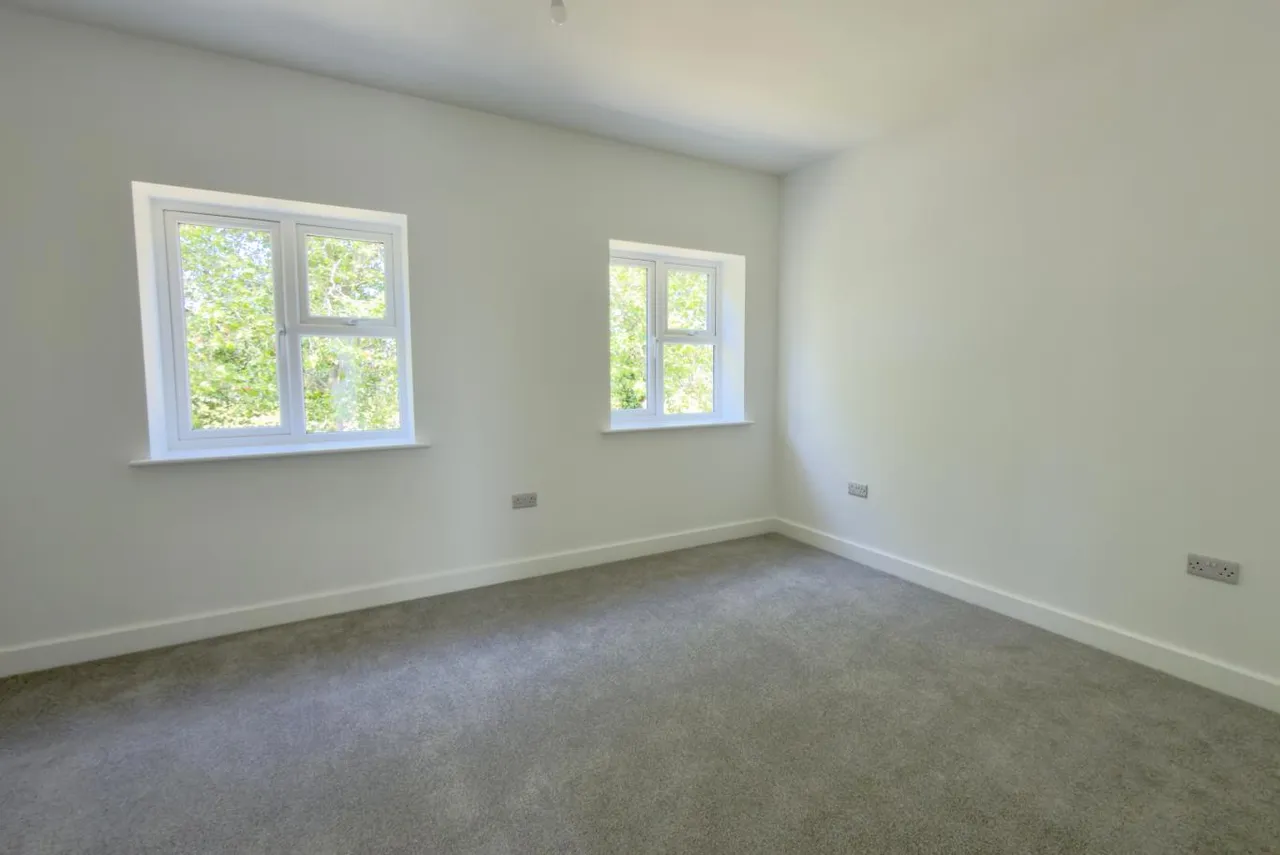 Ensbury Avenue, BH10, photo 6