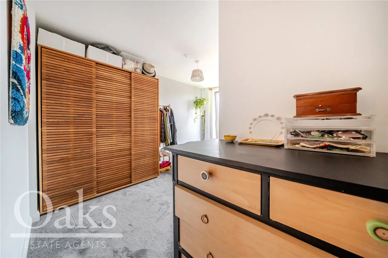 Doyle Road, South Norwood, SE25, photo 13