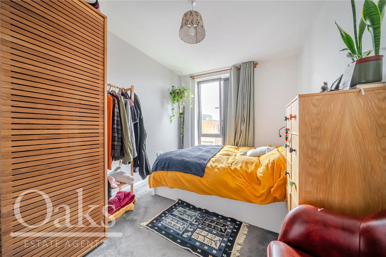 Doyle Road, South Norwood, SE25, photo 11