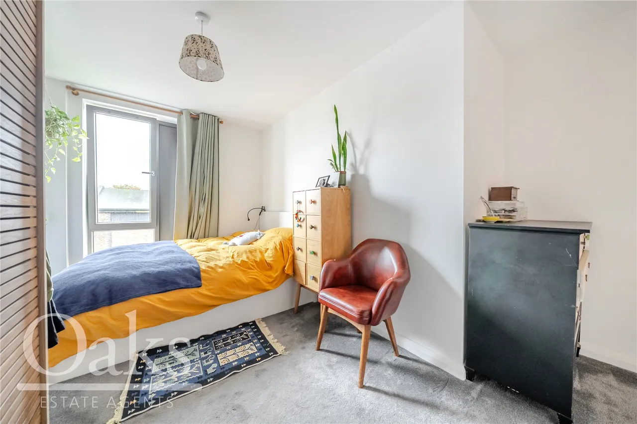 Doyle Road, South Norwood, SE25, photo 14