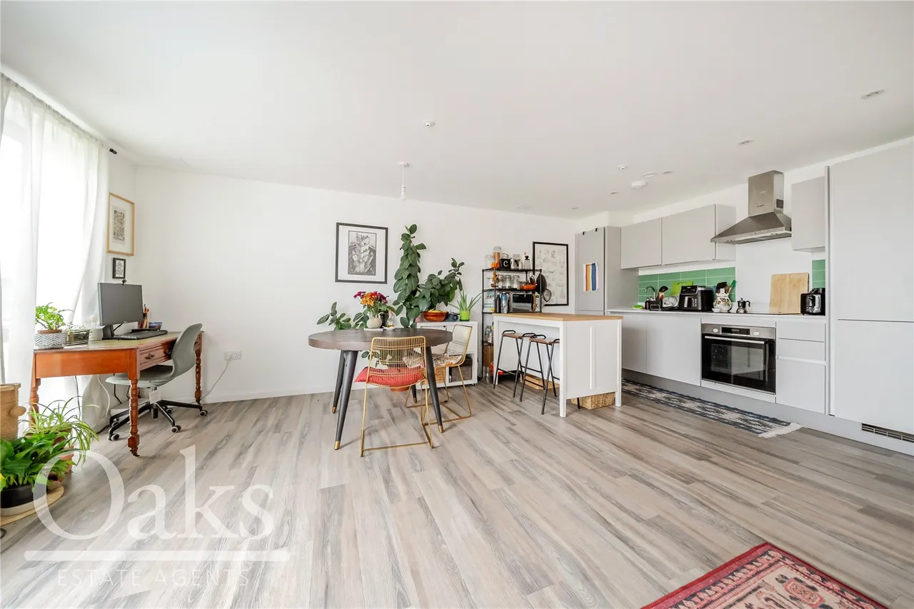 Doyle Road, South Norwood, SE25, photo 5