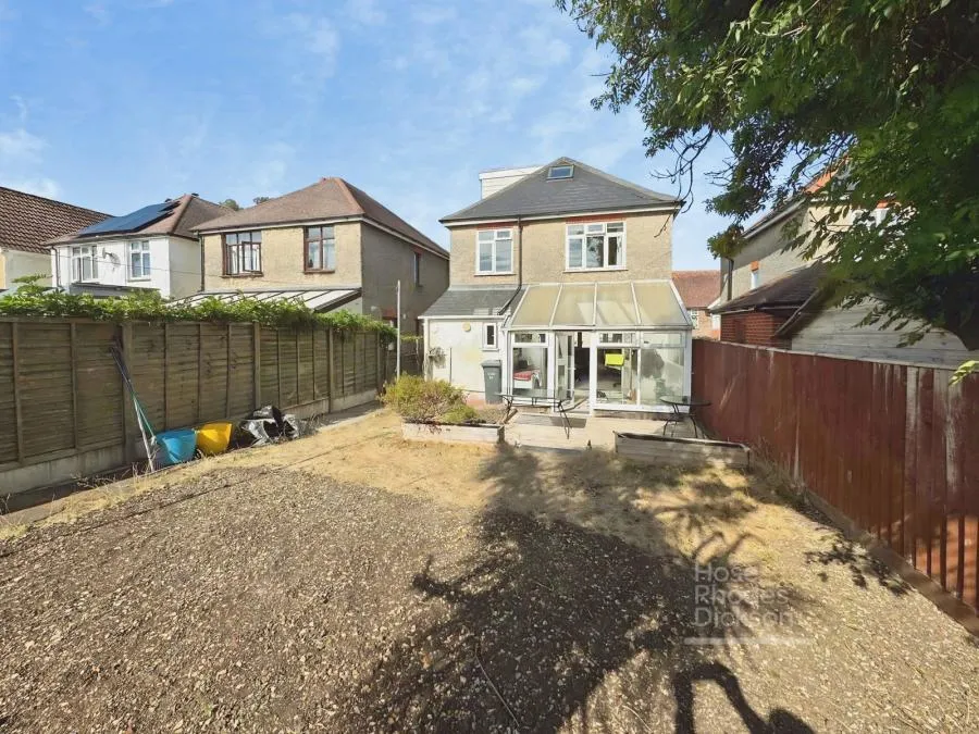 Trevor Road, Newport, PO30, photo 12
