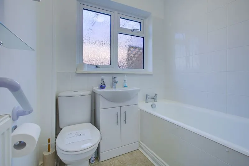 Kerrs Way Wroughton, Swindon SN4 9EJ, photo 11