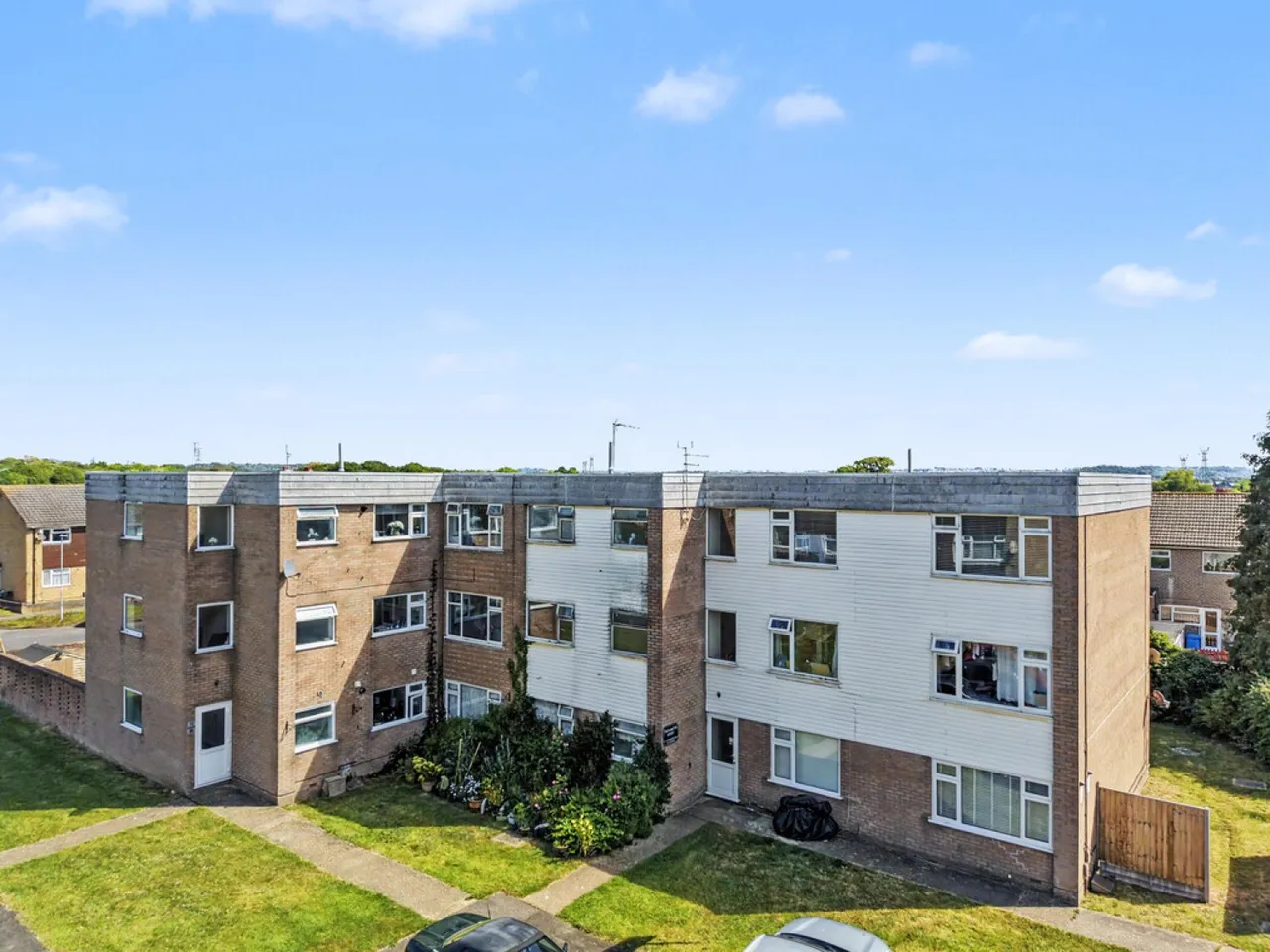 2 bed flat for sale, Freshwater Drive, Hamworthy, BH15