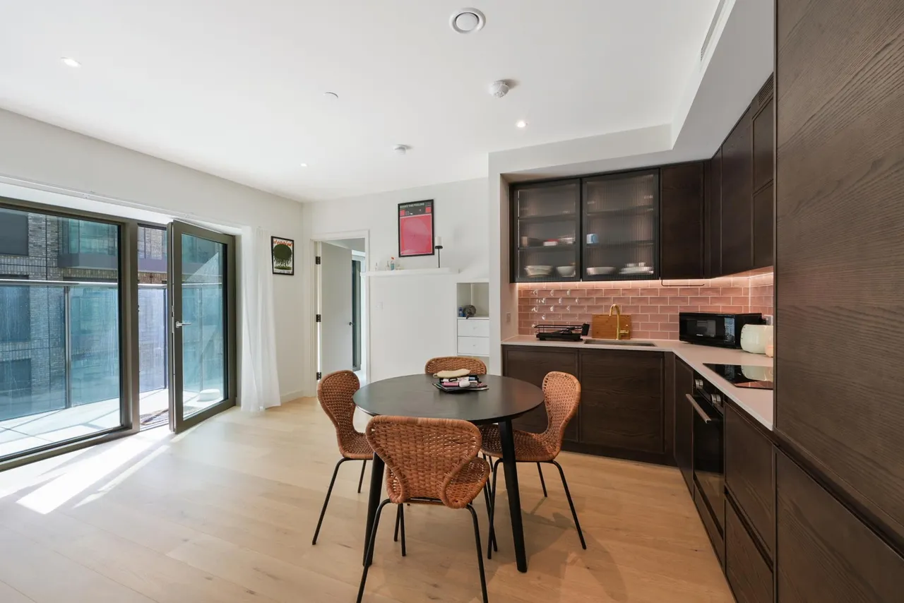 Endurance House, Riverscape, E16, photo 5