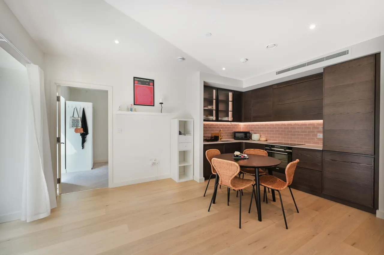 Endurance House, Riverscape, E16, photo 11