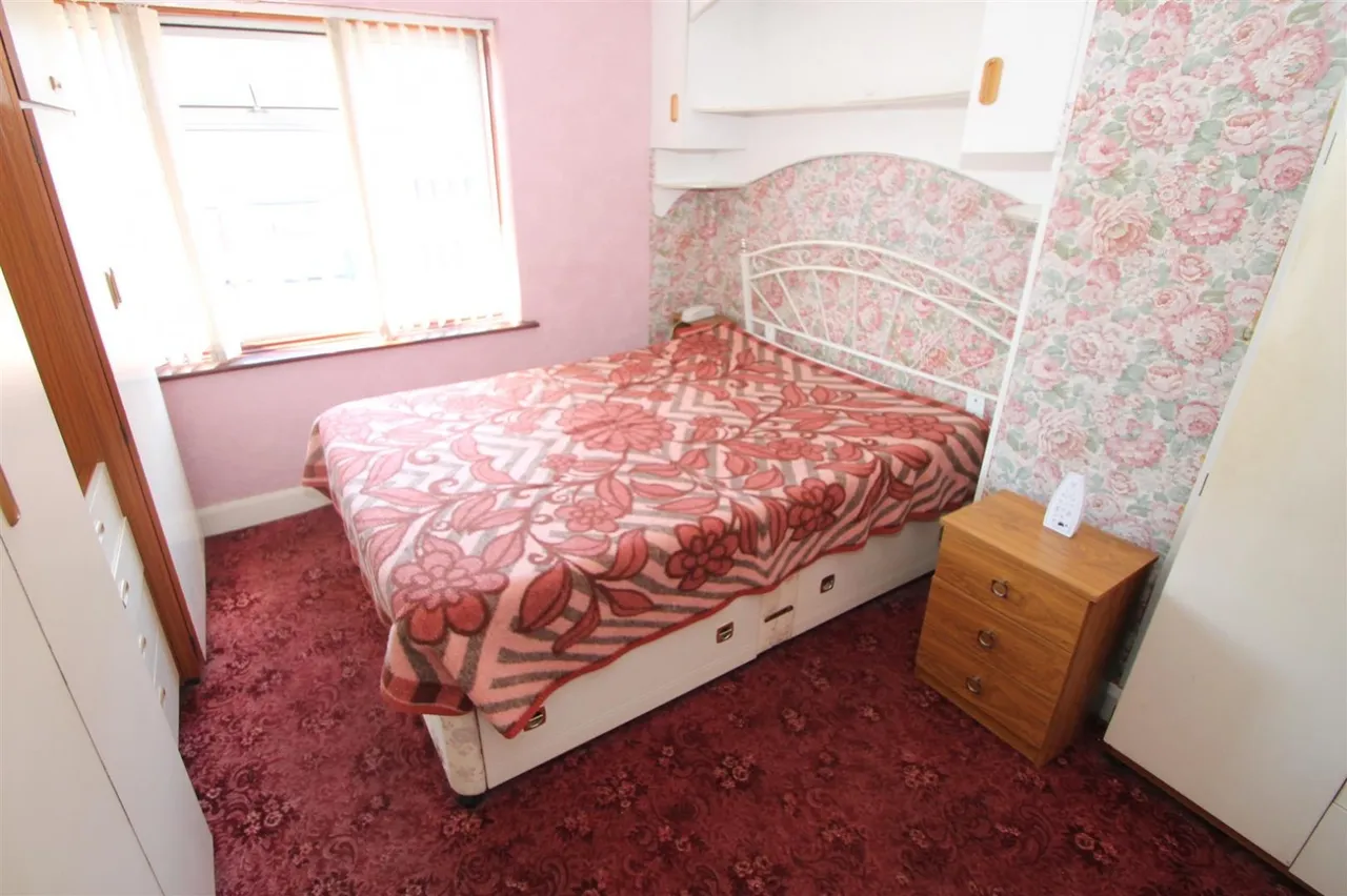Hickmans Avenue, Cradley Heath, photo 8
