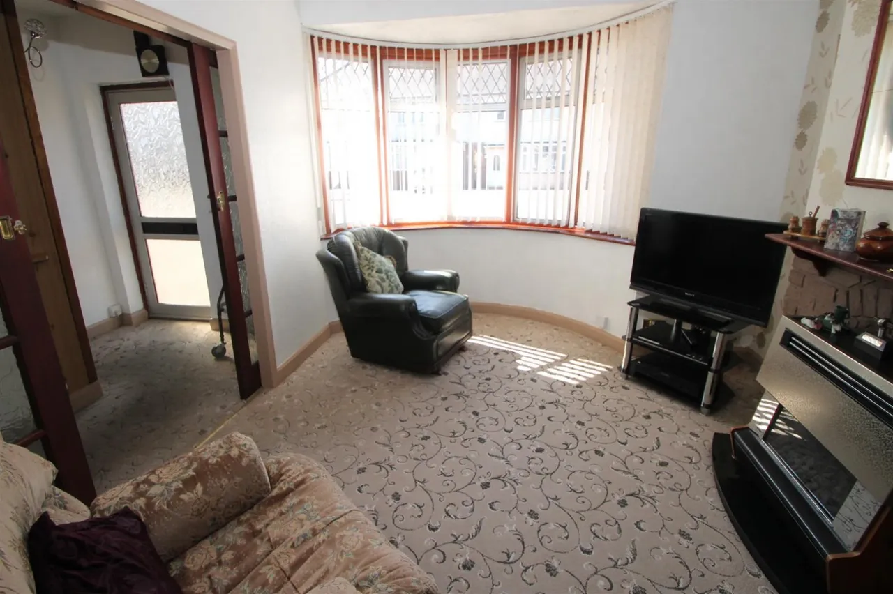 Hickmans Avenue, Cradley Heath, photo 22