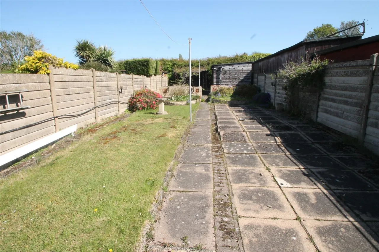 Hickmans Avenue, Cradley Heath, photo 16