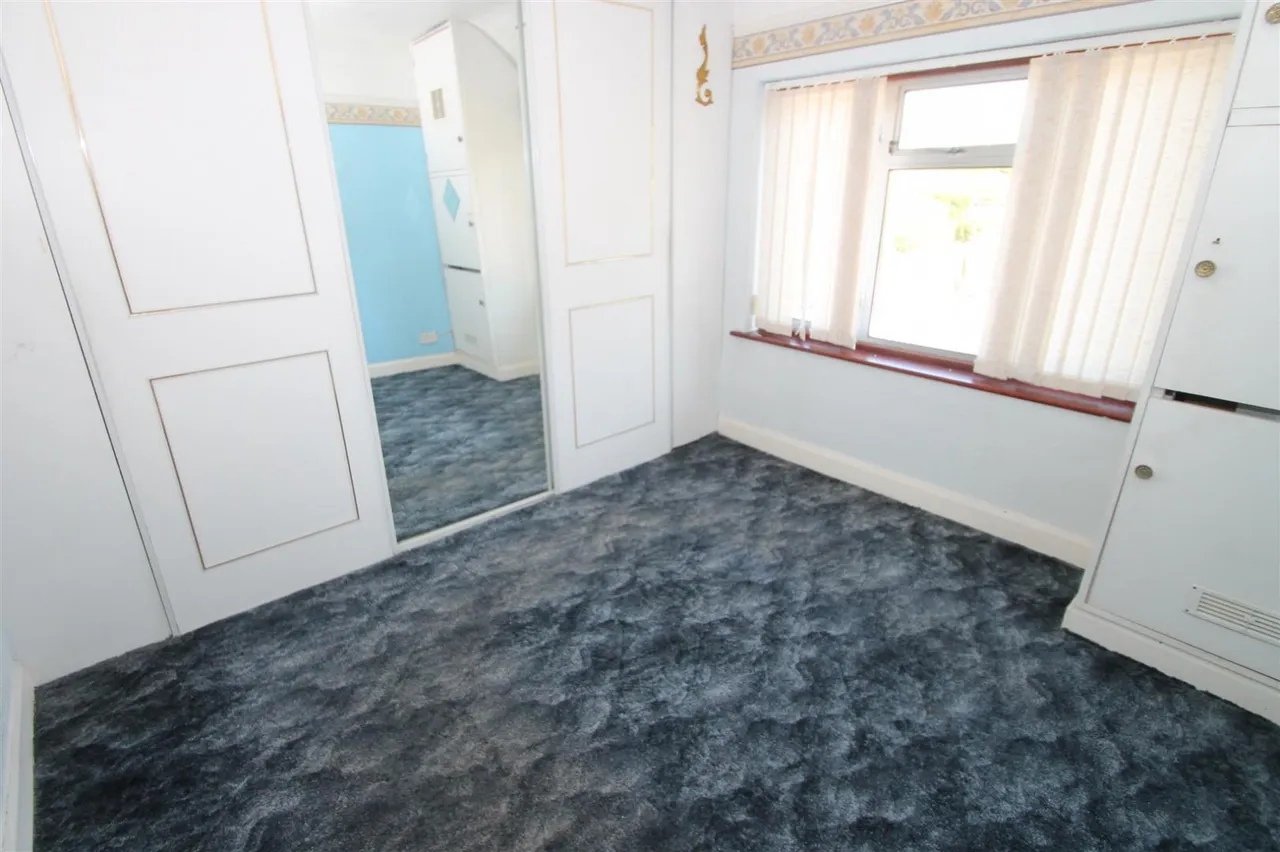 Hickmans Avenue, Cradley Heath, photo 10