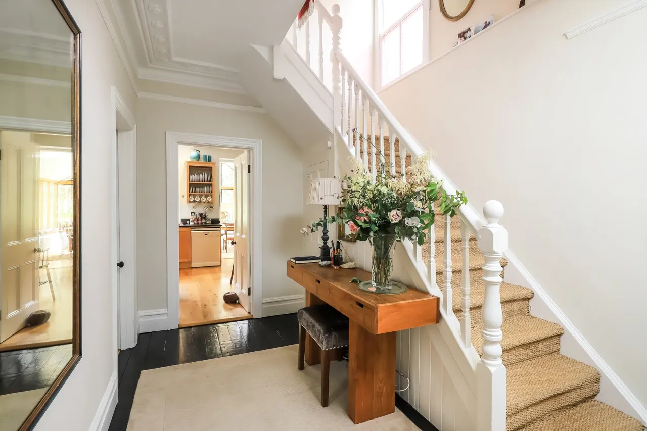 Victoria Road, Salisbury, Wiltshire, SP1 3NG, photo 8