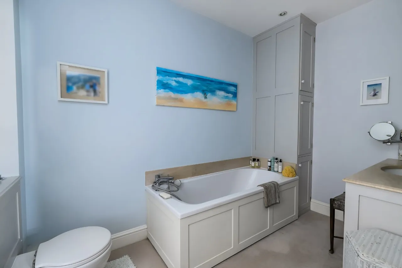 Victoria Road, Salisbury, Wiltshire, SP1 3NG, photo 10