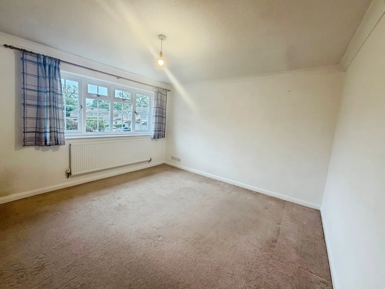 Sandy Lane, Farnborough, GU14, photo 12