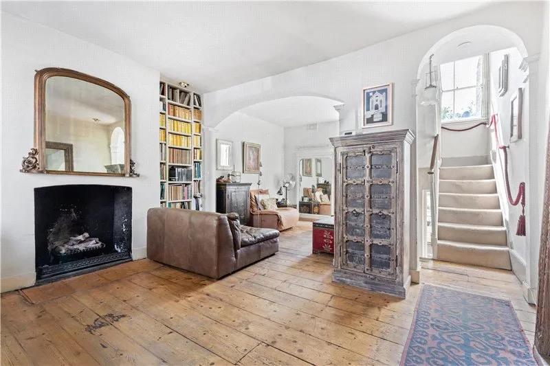 3 bed house for sale — Cleaver Square, Kennington, London, SE11