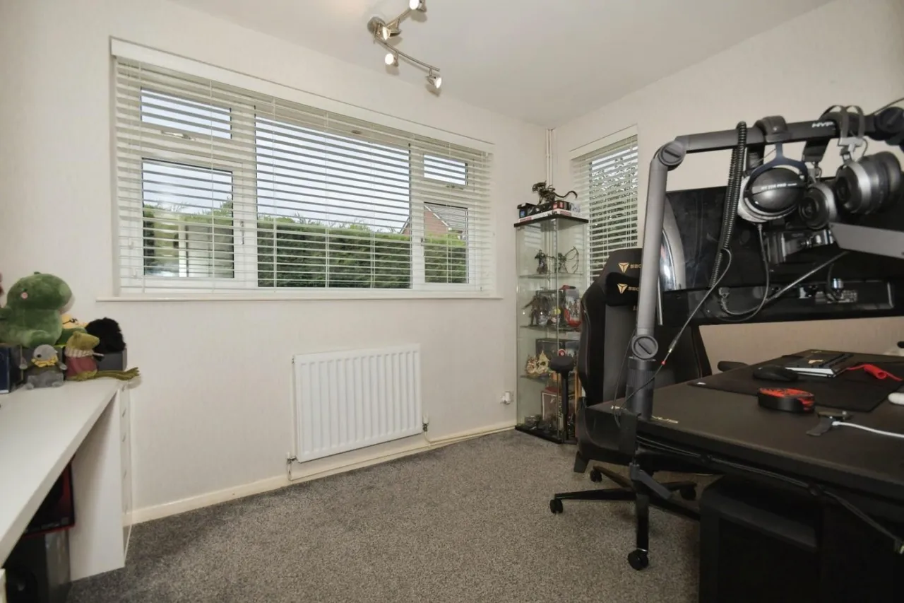 Elvin Way, New Tupton, S42, photo 12